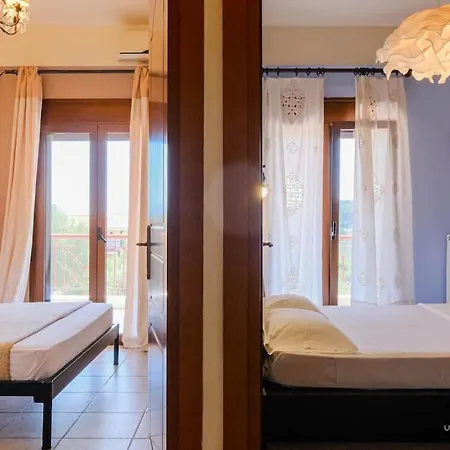 Oasis 2-bdrm Retreat With Private Garden,pefkohori Pefkochori