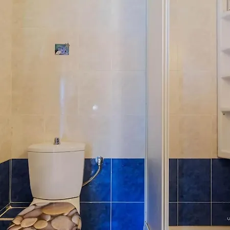 Apartment Oasis 2-bdrm Retreat With Private Garden,pefkohori Pefkochori