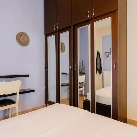Apartment Oasis 2-bdrm Retreat With Private Garden,pefkohori Pefkochori